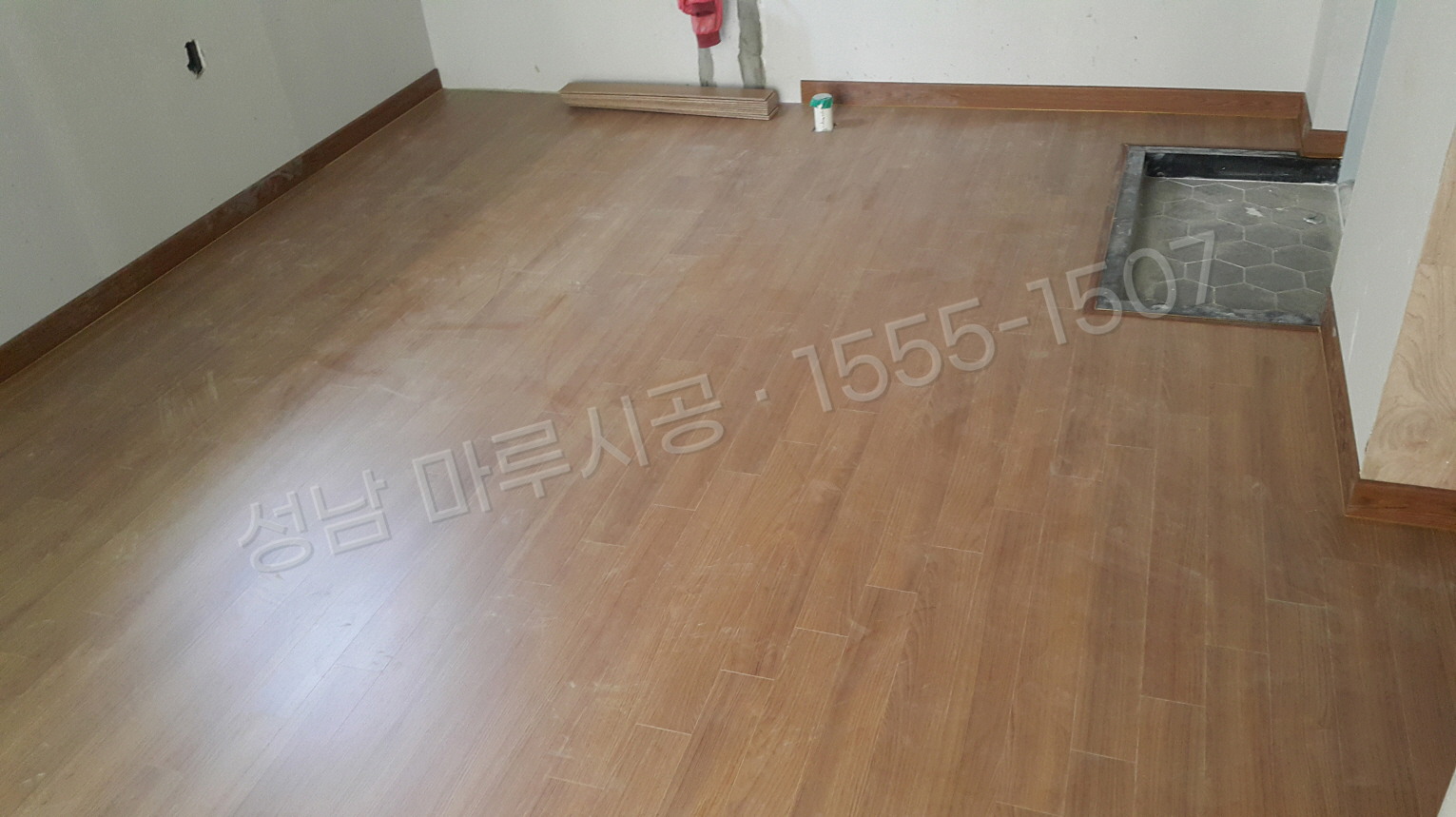 성남 수정구 신흥동 바닥공사 마루시공업체 강마루 한솔 울트라 티크5 아파트 시공 후